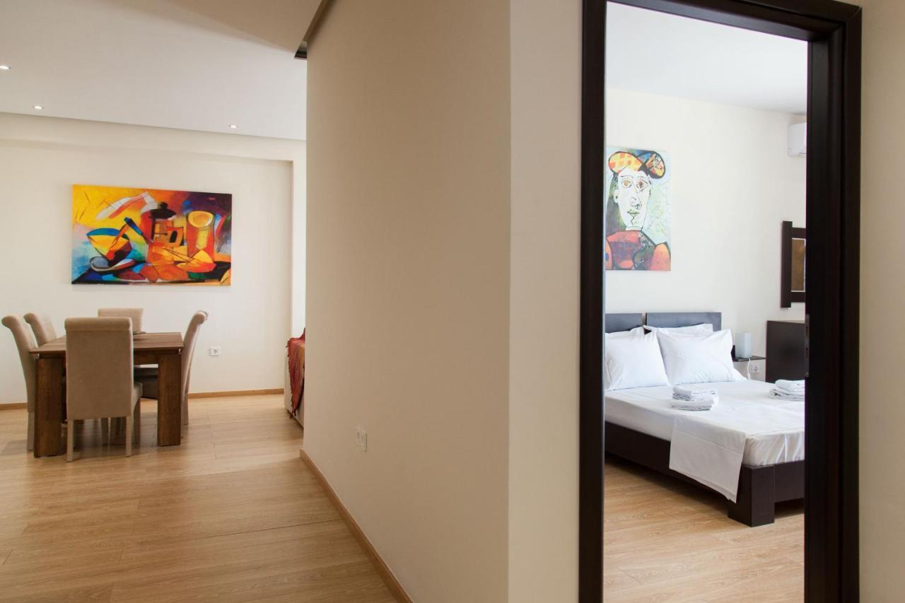 Modern Apt In Glyfada A Breath Away From The Sea - The View Athen Exterior foto