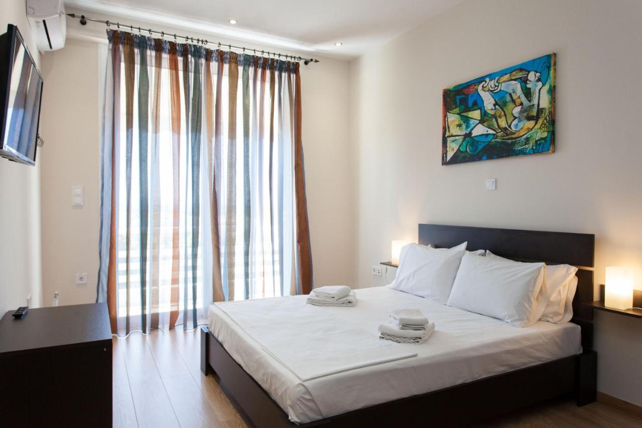 Modern Apt In Glyfada A Breath Away From The Sea - The View Athen Exterior foto
