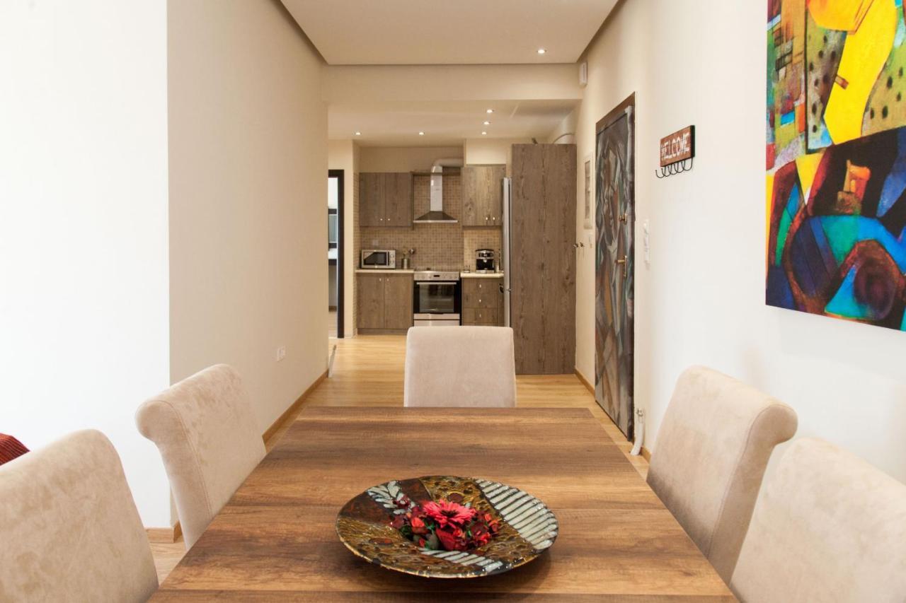 Modern Apt In Glyfada A Breath Away From The Sea - The View Athen Exterior foto