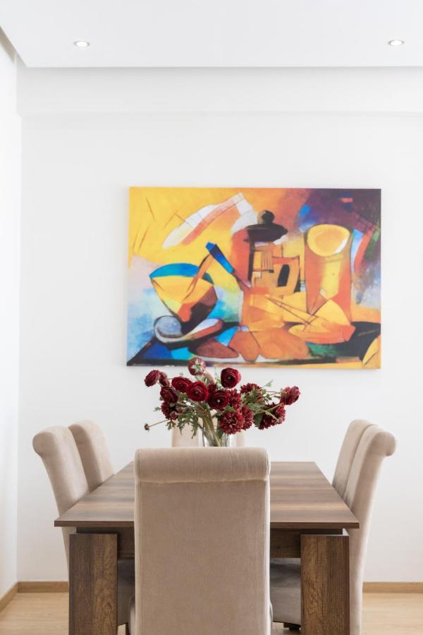 Modern Apt In Glyfada A Breath Away From The Sea - The View Athen Exterior foto